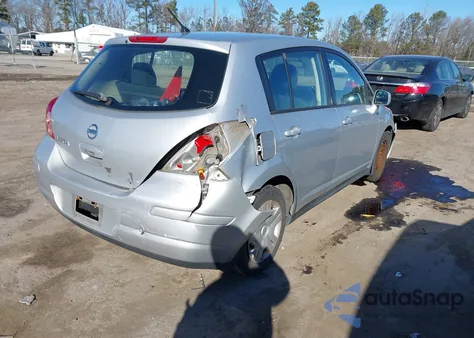 2011 Nissan Versa 1.8S z USA, uszkodzony, nr VIN 3N1BC1CP1BL409051